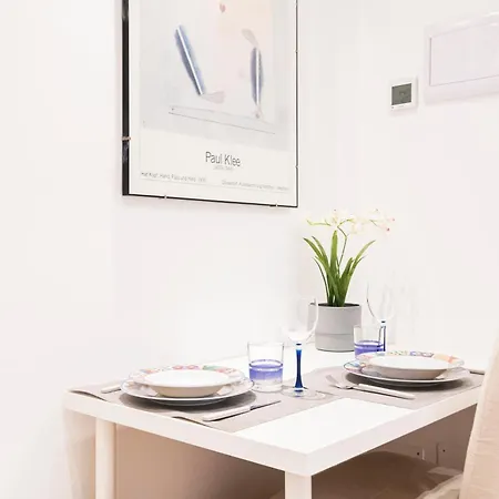 Easylife - Luminosa E Comoda Residenza Con Balcone Milan Exterior photo